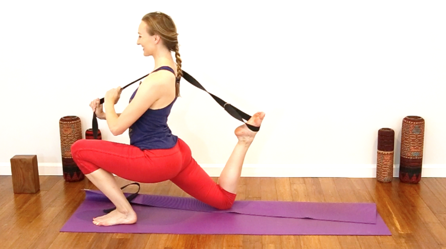 How To Use a Yoga Strap 
